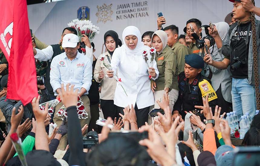 Khofifah Sepakati 17 Tuntutan Buruh