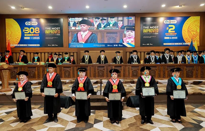 Unair Kukuhkan Enam Guru Besar