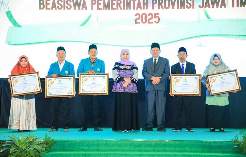 1.193 Beasiswa bagi Santri Unggul Jatim