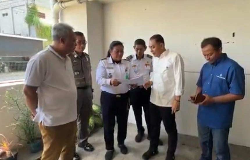 Eri Cahyadi Minta Penataan Parkir RSUD Soewandhi