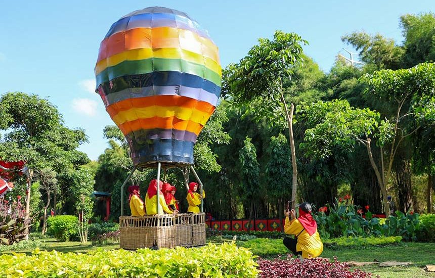 Taman Harmoni Surabaya Resmi Dibuka
