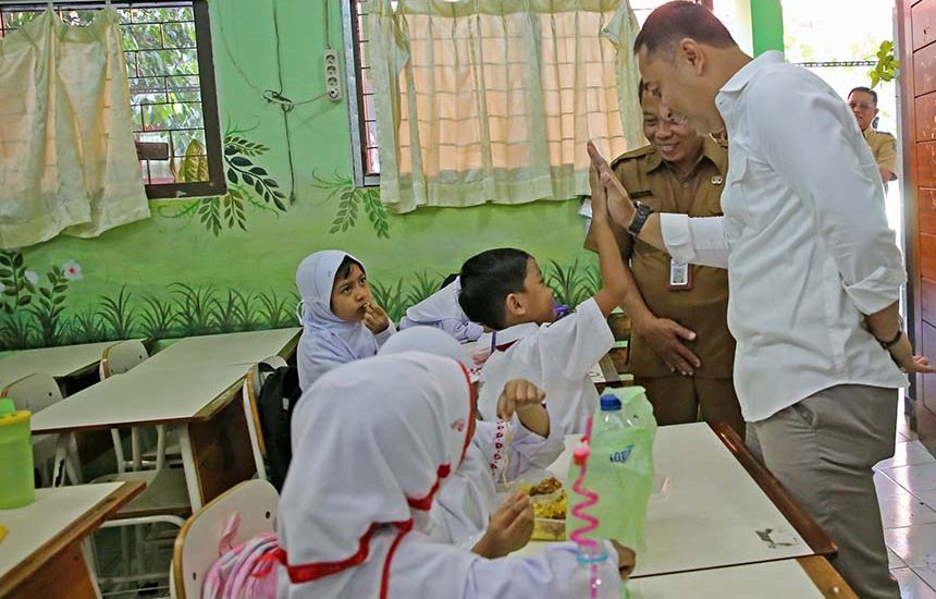 Cek Kesehatan Gratis di Sekolah Surabaya
