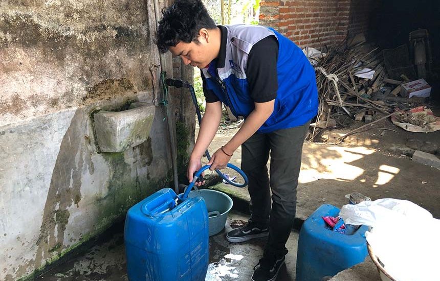 ITS Wakafkan 10 Sarana Air Bersih