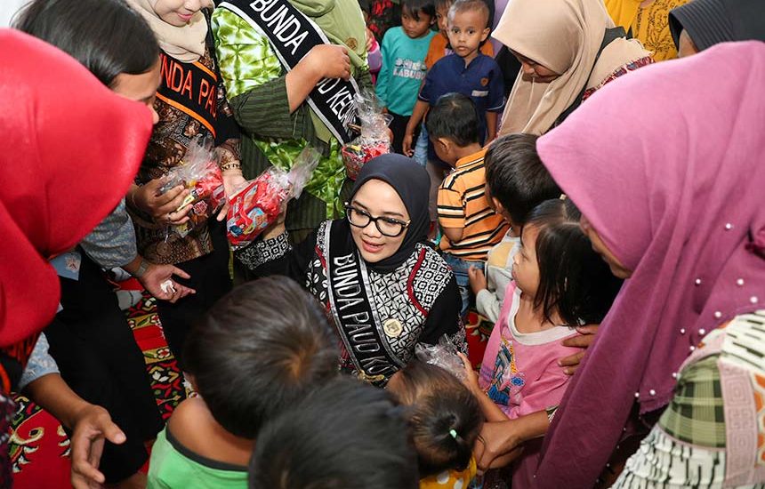 Surabaya Gencarkan Wajib Belajar 13 Tahun