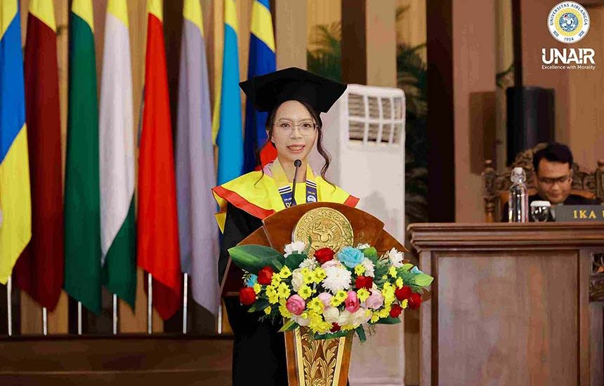 Jalani Fast Track Alissa Raih Dua Gelar