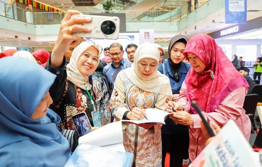 Insan Pendidikan Jatim Luncurkan 1.580 Buku