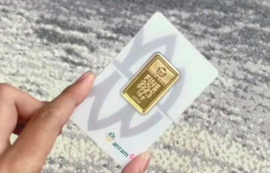 Harga Emas Dunia Naik Cepat