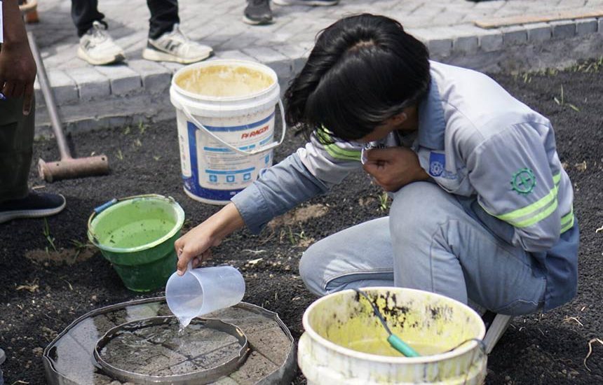 ITS Kembangkan Paving Anti-banjir