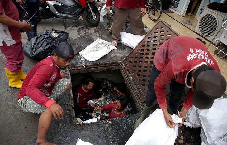Proyek Drainase Surabaya Capai 70%