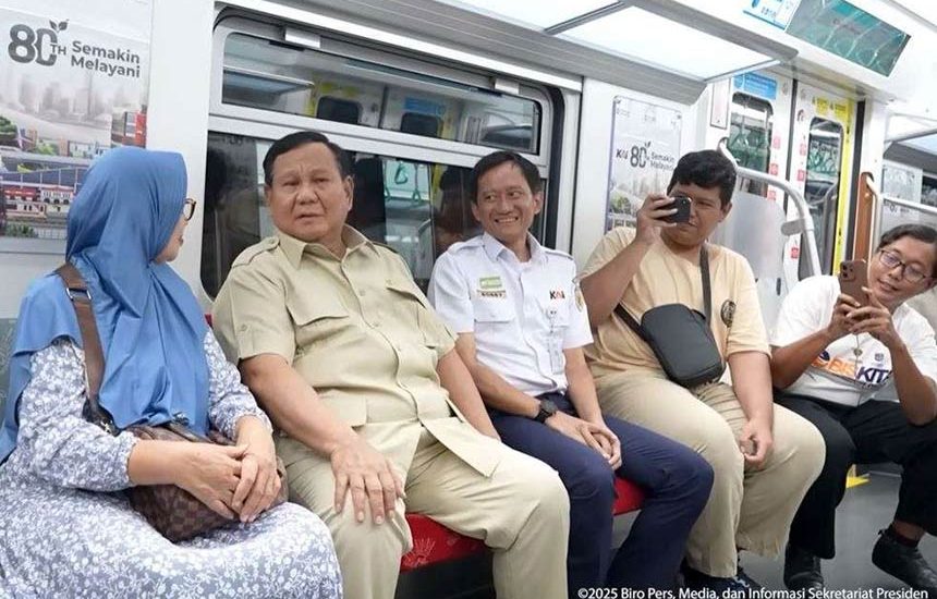 Jalur Kereta Luar Jawa Akan Diperluas