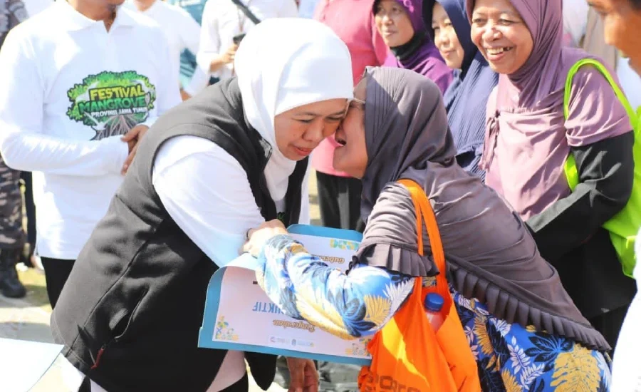 HKSN 2025 di Pacitan, Khofifah Ajak Warga Rawat Sesama dan Alam demi Masa Depan Berkelanjutan
