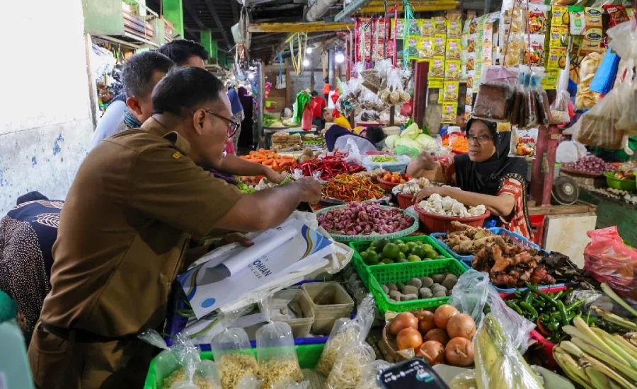 Jelang Natal dan Tahun Baru, Pemkot Surabaya Pastikan Stok Pangan Terkendali dan Aman