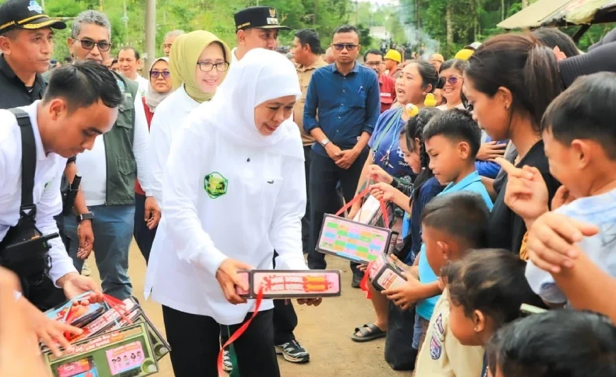 Gubernur Khofifah Pastikan Dua Jembatan di Senduro Lumajang Rampung Akhir 2025, Konektivitas Warga Dipulihkan