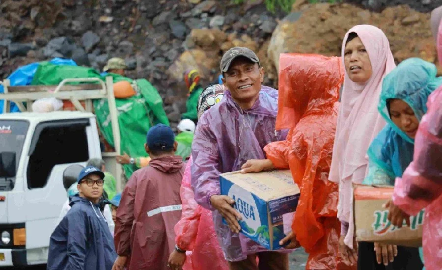 Tim UNAIR Siapkan Instalasi Air Bersih dan Energi Surya untuk Wilayah Terisolasi di Sumatra Barat