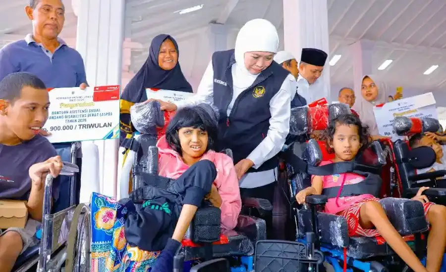 Sapa Bansos 2026 di Pasuruan, Khofifah Gelontorkan Rp7,7 Miliar untuk PKH Plus hingga BUMDesa