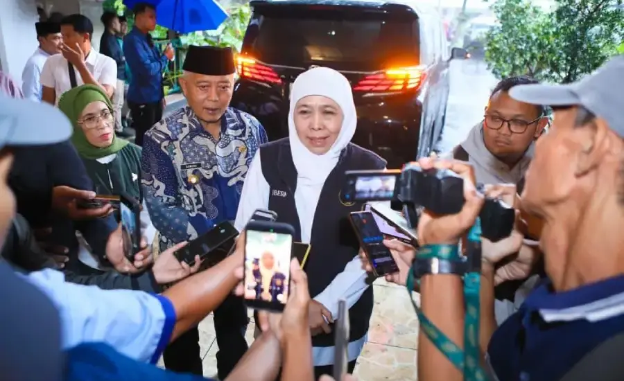 Khofifah Salurkan Bansos Rp7,05 Miliar di Kabupaten Malang, Dorong Perlindungan Sosial dan Ekonomi Produktif