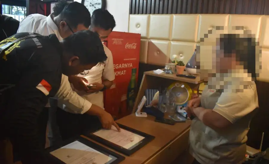 Satpol PP Surabaya Tindak Tempat Hiburan yang Bandel Selama Ramadan, Biliar dan Panti Pijat Disanksi