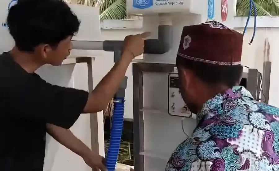 ITS Bangun Instalasi Air Bersih di Pidie Jaya Aceh, Solusi Warga Terdampak Banjir Bandang dan Longsor ITS membangun instalasi air bersih inovatif di Pidie Jaya Aceh untuk membantu warga terdampak banjir bandang dan longsor mendapatkan akses air layak.