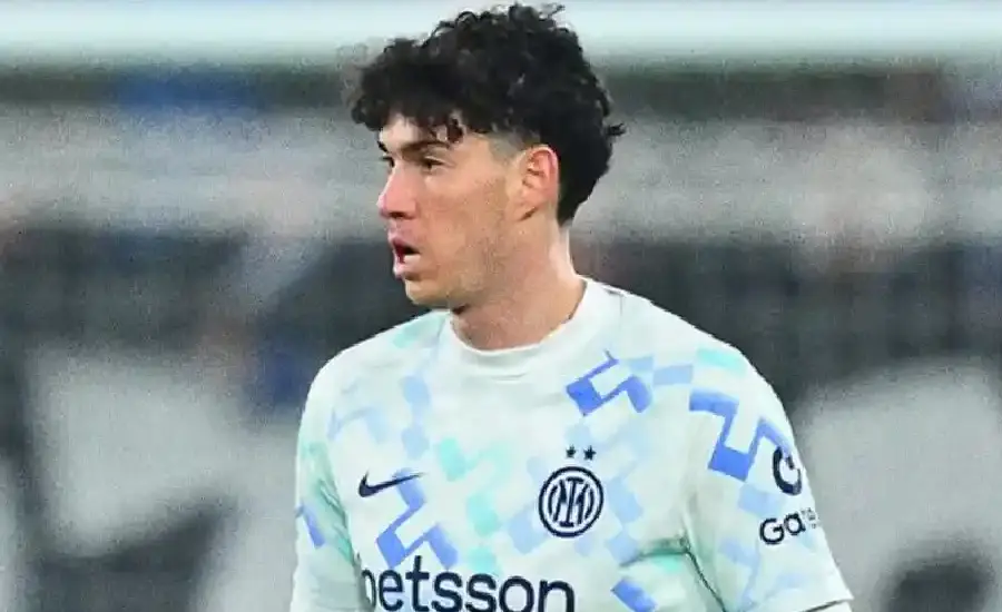 Barcelona Mulai Bergerak: Alessandro Bastoni Jadi Target Utama Transfer Musim Panas Alessandro Bastoni (sumber foto: instagram @alessandrobastoni)
