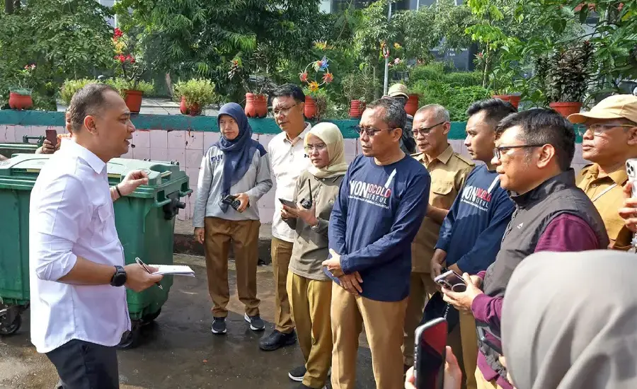 Pemkot Surabaya Benahi Sistem Sampah, Wali Kota Eri Dorong Perhitungan Tongbin Berbasis Data Akurat