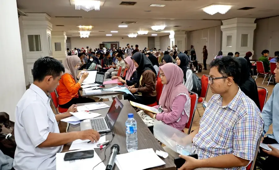 Beasiswa Tangguh Surabaya 2026 Dibuka, Pemkot Prioritaskan Mahasiswa dari Keluarga Desil 1–5