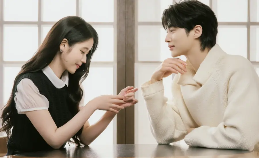 Review Drama Korea Perfect Crown 2026: Reuni IU dan Byeon Woo-seok, Romansa Kerajaan di Abad Modern yang Langsung Curi Hati Penonton
