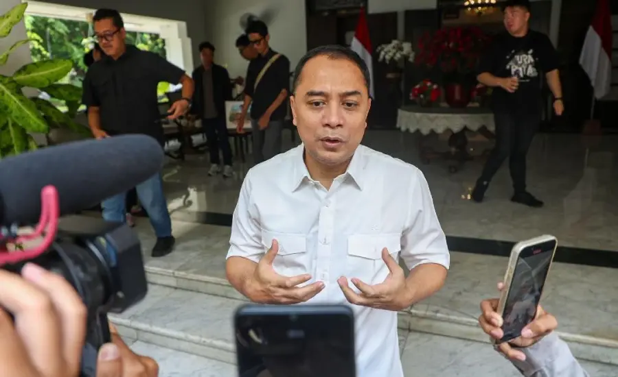 Pemkot Surabaya Lelang Kendaraan Dinas, Siapkan Migrasi Penuh ke Mobil Listrik