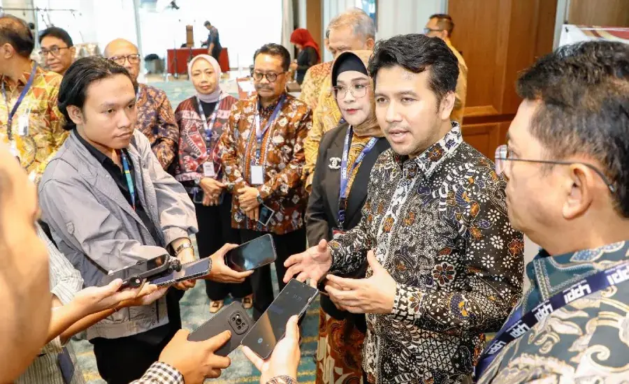 Wagub Emil Dorong KUB Bank Jatim Jadi Motor Penguatan BPD Nasional dan Penggerak Ekonomi Kawasan Timur