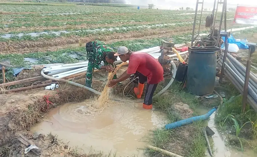 Sumber Air Sumur Bor TMMD Mulai Mengalir, Petani Desa Godo Kini Tak Lagi Khawatir Kekeringan