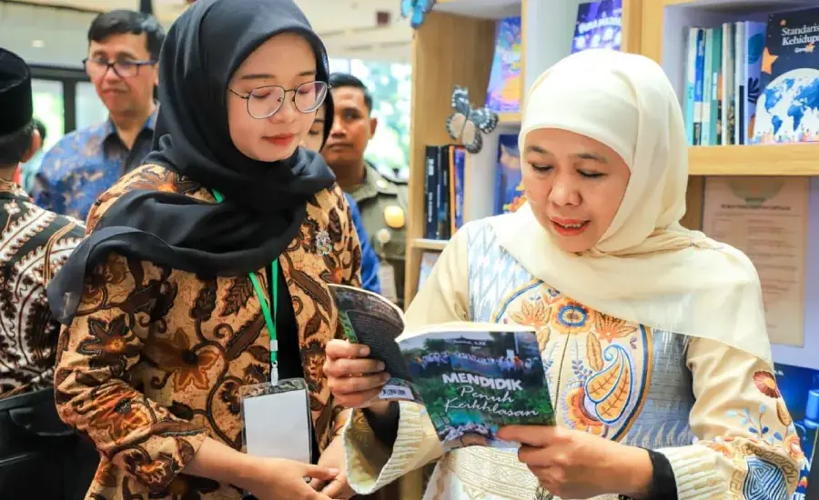 Hari Buku Nasional 2026, Gubernur Khofifah Dorong Budaya Membaca Jadi Bagian Gaya Hidup Masyarakat