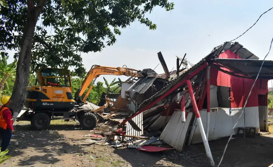 Penertiban Bangunan Liar Medokan Asri Timur, Pemkot Surabaya Selamatkan Aset Daerah