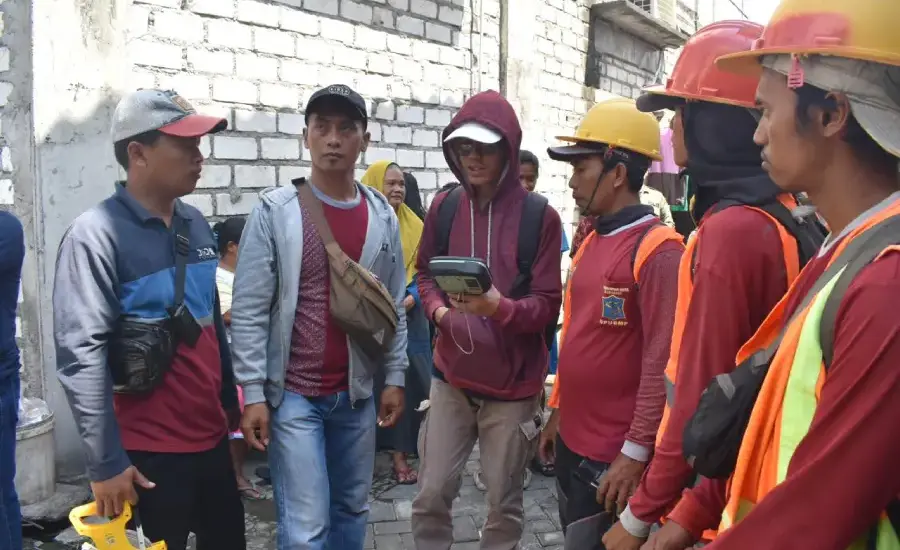 Normalisasi Sungai Kalianak Tahap III Berlanjut, Pemkot Surabaya Tandai 70 Bangunan di Asemrowo